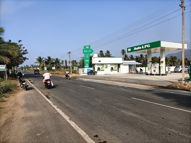 Vinayagar auto gas
